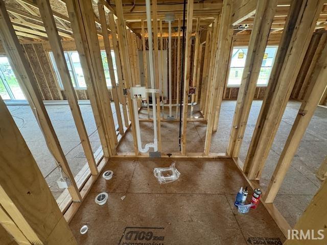 521 W Liberty St, Butler, IN 46721 - view of bathroom