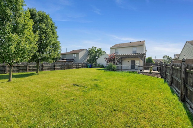 12531 Stoneboro Ct, Fort Wayne, IN 46845 - fenced backyard with a pergola and a patio