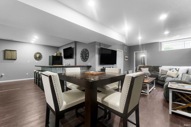 2608 Creeping Phlox Cv, Fort Wayne, IN 46818 - dining space featuring dark wood finished floors and recessed lighting