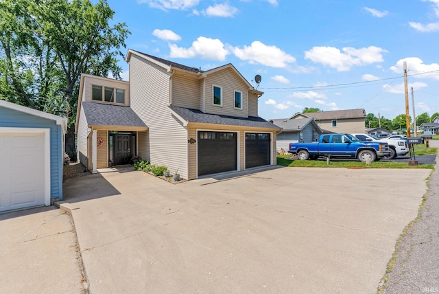 2624 E Stalf Rd, Columbia City, IN 46725 - view of front facade featuring driveway and a garage