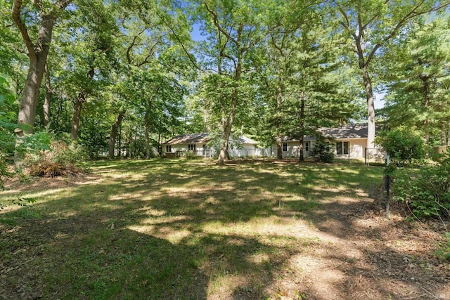51613 Emmons Rd, South Bend, IN 46637 - view of grassy yard