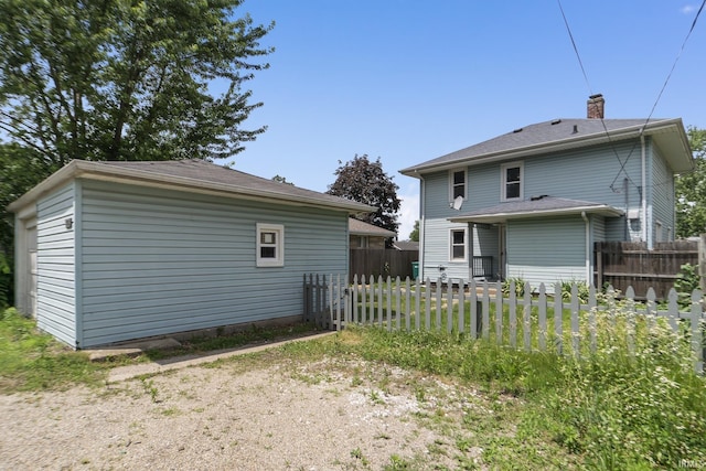 1323 Lincolnway E, Mishawaka, IN 46544 - back of property with a chimney