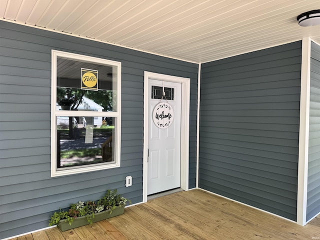669 W Lexington Ave, Elkhart, IN 46514 - doorway to property