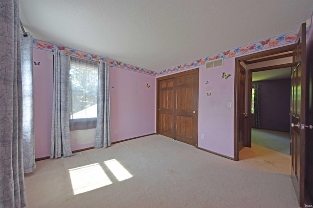 9818 Houndshill Pl, Fort Wayne, IN 46804 - unfurnished bedroom with carpet and a closet