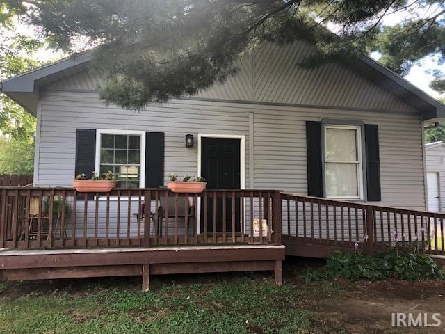 1124 N Maple St, Richland, IN 47634 - back of house featuring a deck