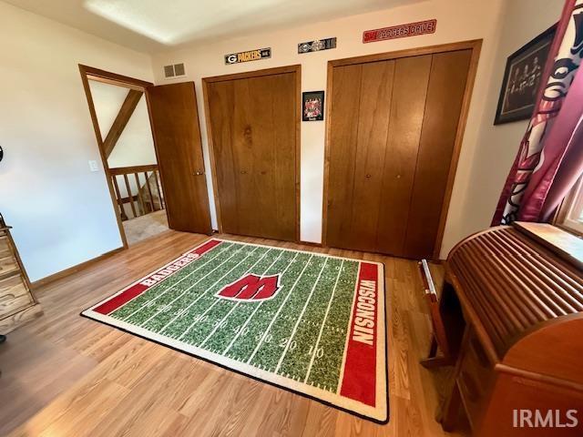 9910 Quachita Ct, Fort Wayne, IN 46804 - entryway featuring wood finished floors