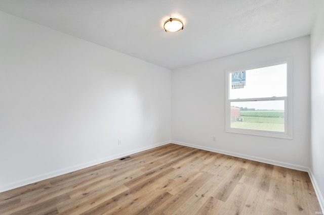 384 Chatham Ct, Union City, IN 47390 - spare room with light wood-type flooring and baseboards