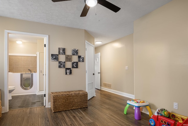 9462 W 1200 S 35, Marion, IN 46952 - rec room with wood finished floors and a ceiling fan