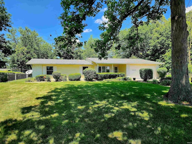 3315 E Paulding Rd, Fort Wayne, IN 46816 - view of front facade featuring a garage