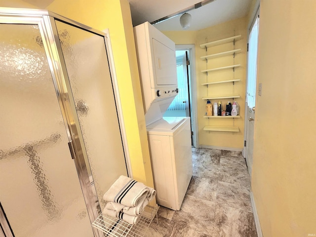 3315 E Paulding Rd, Fort Wayne, IN 46816 - laundry area with stacked washer / drying machine
