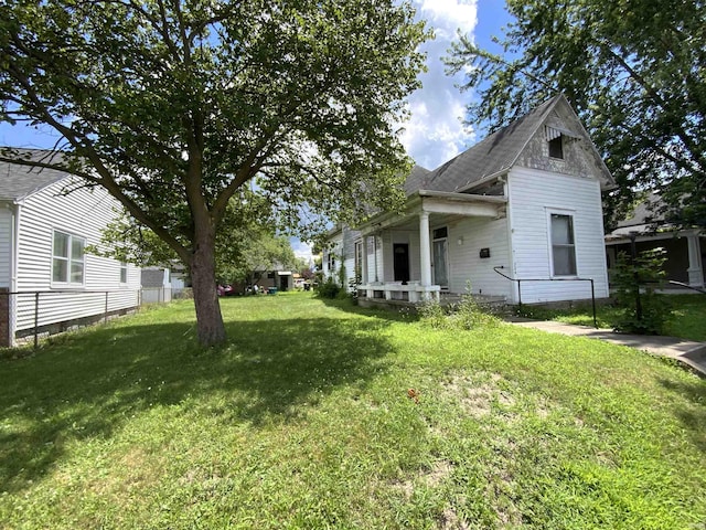 324 Tanguy St, Logansport, IN 46947 - view of yard