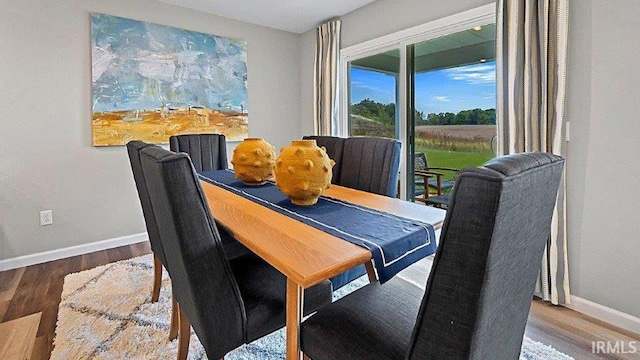 2982 Skywalker Pass, Fort Wayne, IN 46818 - dining space with baseboards and wood finished floors