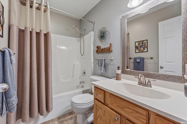 55359 Falling Water Dr, Elkhart, IN 46514 - full bathroom featuring shower / tub combo and vanity