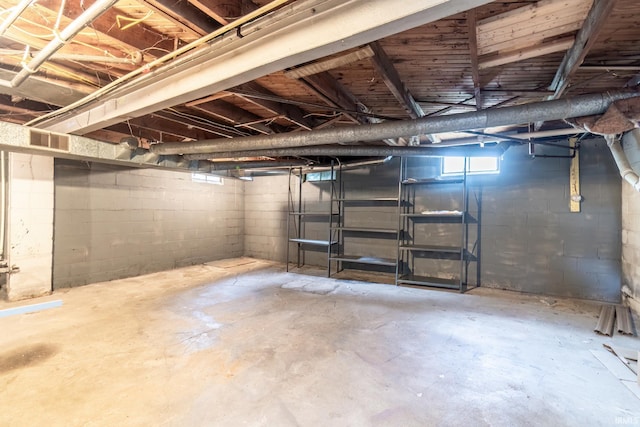 208 Chestnut St, Avilla, IN 46710 - view of below grade area