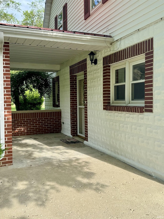1765 E Old Kokomo Rd, Marion, IN 46953 - view of patio / terrace featuring driveway
