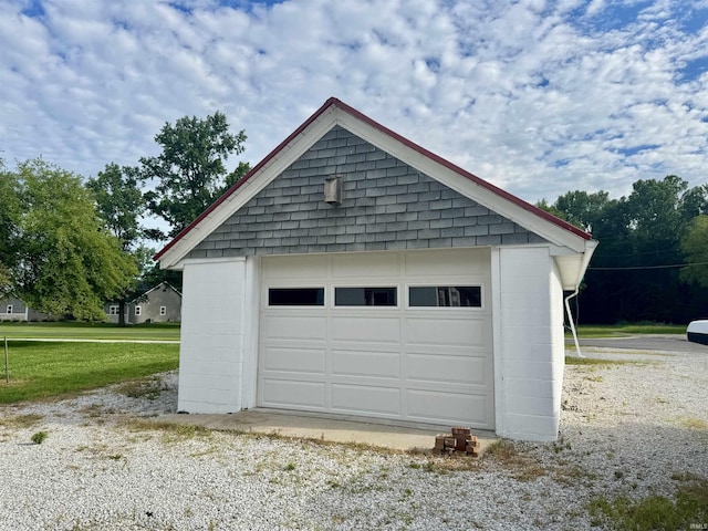 1765 E Old Kokomo Rd, Marion, IN 46953 - view of detached garage