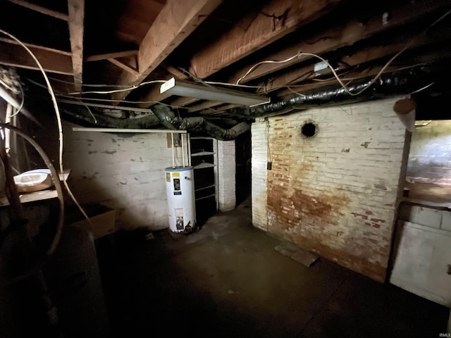 2812 Oliver Rd, Mount Vernon, IN 47620 - unfinished below grade area with water heater