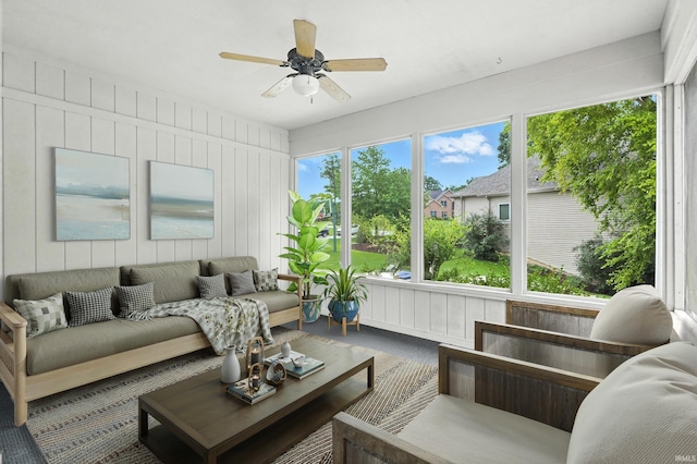 118 Royal Crest Dr, Fort Wayne, IN 46814 - carpeted living room with a ceiling fan