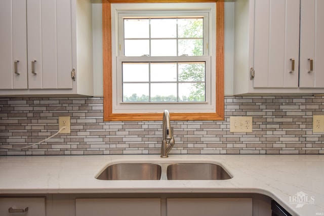 475 Gillcrest Dr, Albany, IN 47320 - kitchen with white cabinets and backsplash