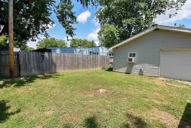 2625 S Ruston Ave, Evansville, IN 47714 - view of yard with cooling unit and a garage