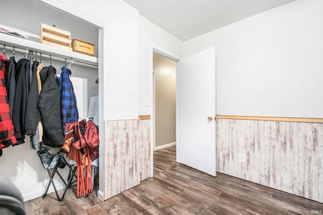 18055 Thomas Ln, Goshen, IN 46528 - view of closet
