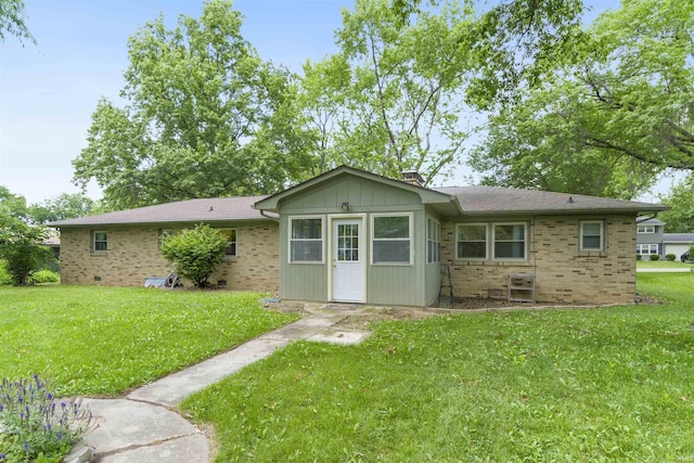 3617 Kirkfield Dr, Fort Wayne, IN 46815 - view of front of home with brick siding and a front yard