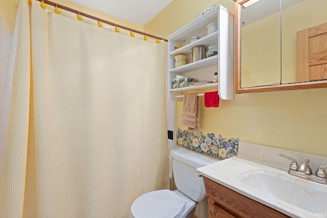 26247 Douglas Ave, Elkhart, IN 46514 - full bath featuring vanity and a shower with curtain