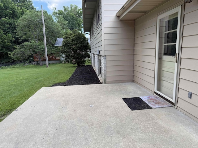 1417 E Clairmont Pl, Bloomington, IN 47401 - view of patio / terrace
