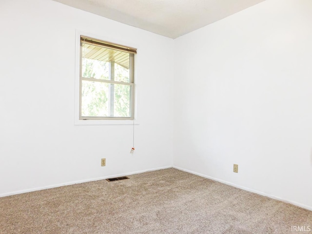 185 W Mercury St, Markle, IN 46770 - empty room featuring carpet and baseboards