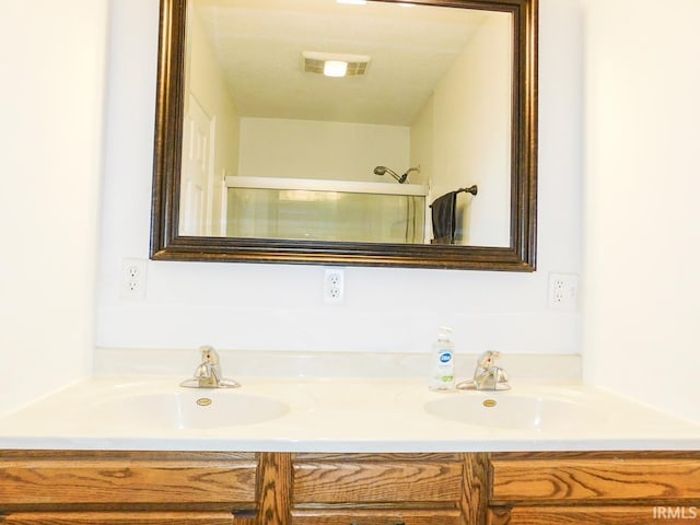 185 W Mercury St, Markle, IN 46770 - bathroom featuring double vanity