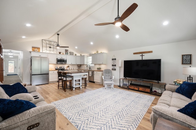 4904 N Hamilton Ln, Muncie, IN 47304 - living room featuring ceiling fan, light wood-style flooring, and recessed lighting