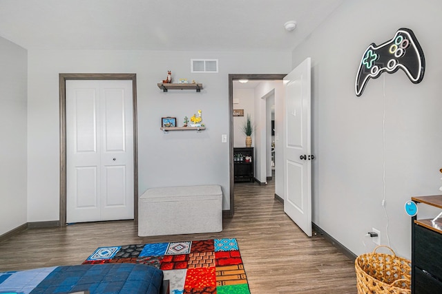 2010 Newbury Cir, Goshen, IN 46526 - bedroom featuring wood finished floors and baseboards