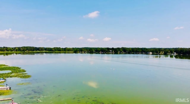 1228 N Main St, Kewanna, IN 46939 - water view
