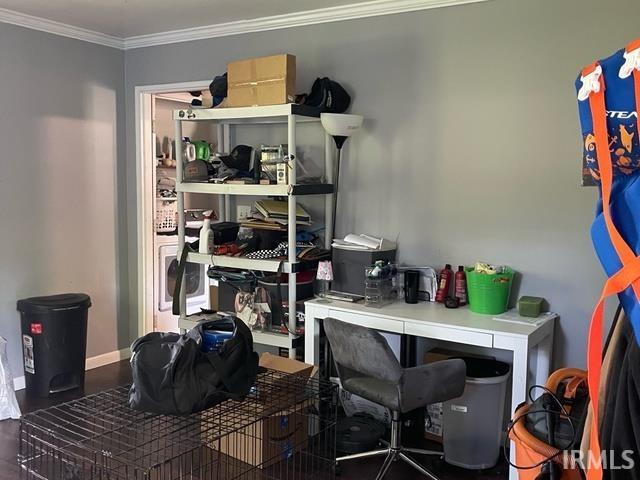928 E Sherman St, Mount Vernon, IN 47620 - view of storage area