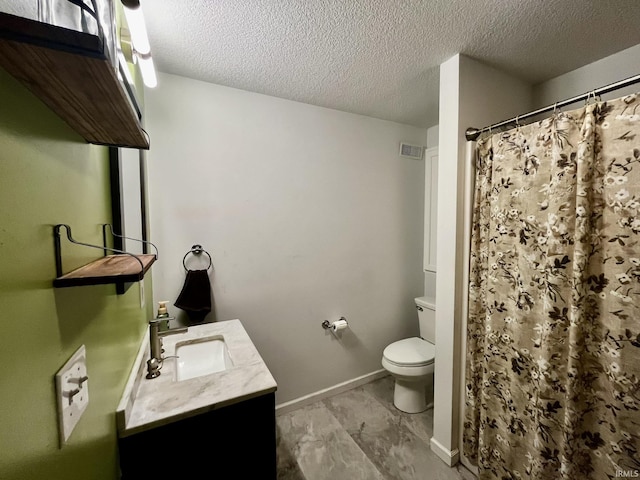 1326 W Main St, Fort Wayne, IN 46808 - bathroom with vanity, a textured ceiling, and a shower with curtain