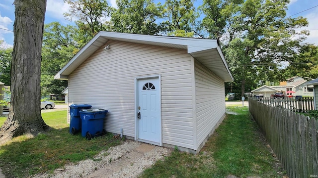 8121 N Tippecanoe Dr, Walkerton, IN 46574 - view of outdoor structure