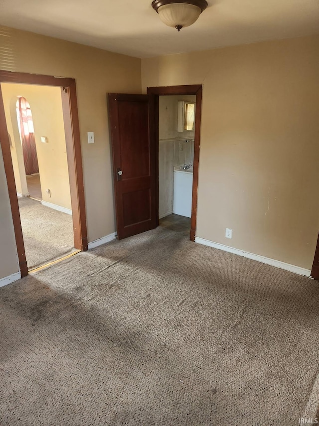 919 E Havens St, Kokomo, IN 46901 - unfurnished room featuring light carpet and baseboards