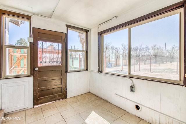 view of unfurnished sunroom