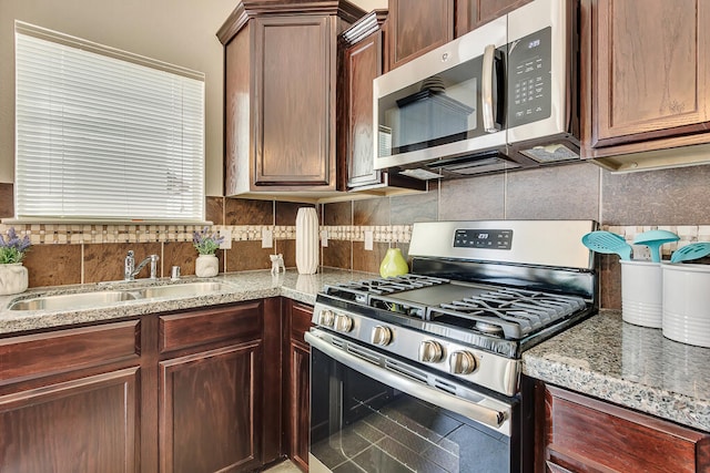 14321 Tobe Davis Dr, Horizon City, TX 79928 - photo 6