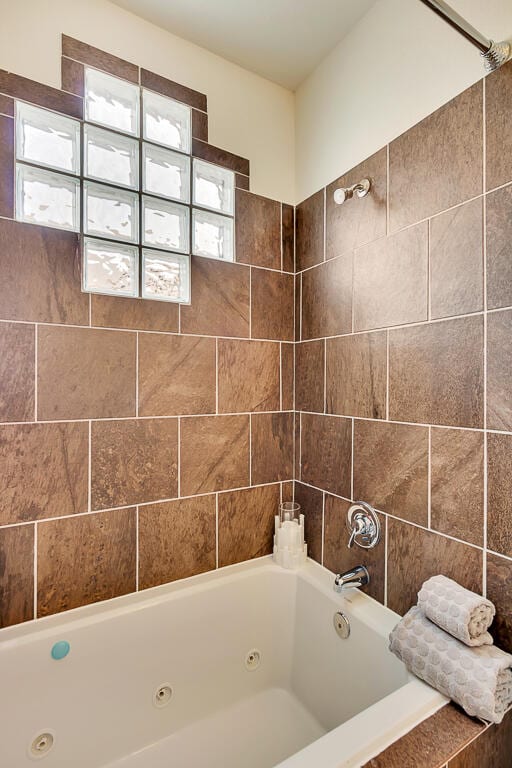 14321 Tobe Davis Dr, Horizon City, TX 79928 - photo 18