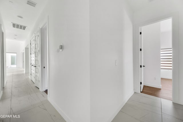 469 Country Oaks Dr, El Paso, TX 79932 - corridor featuring light hardwood / wood-style flooring