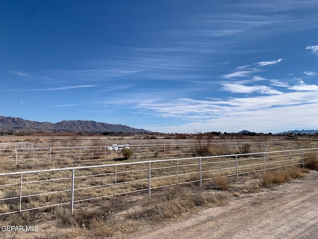 Listing photo 2 for 6004 Strahan Rd, El Paso TX 79932