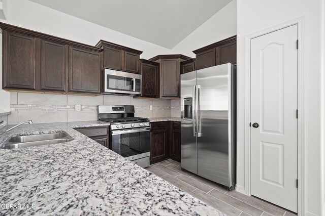 12832 Linstead Ave, El Paso, TX 79928 - photo 11