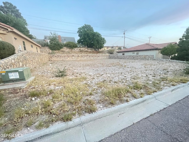 Listing photo 2 for 6416 Snowheights Ct, El Paso TX 79912