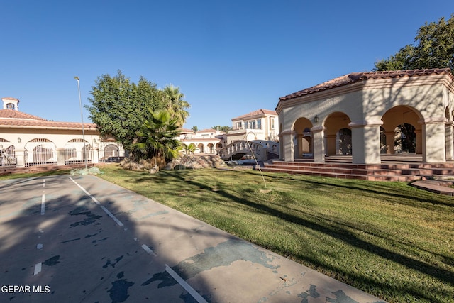 18 Via Placita, El Paso, TX 79927 - view of community featuring a yard