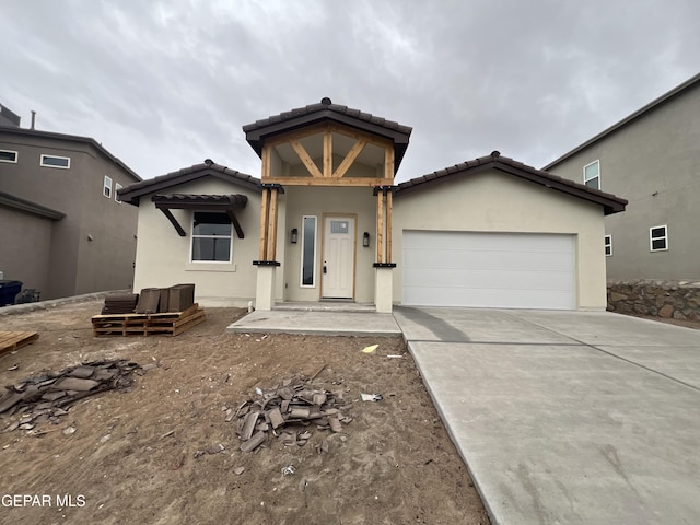 view of front of home featuring a garage