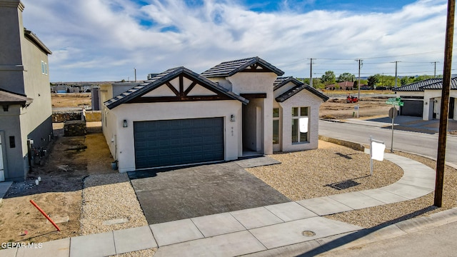 view of front facade featuring a garage