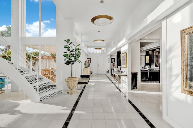 928 Singing Hills Dr, El Paso, TX 79912 - corridor featuring a high ceiling