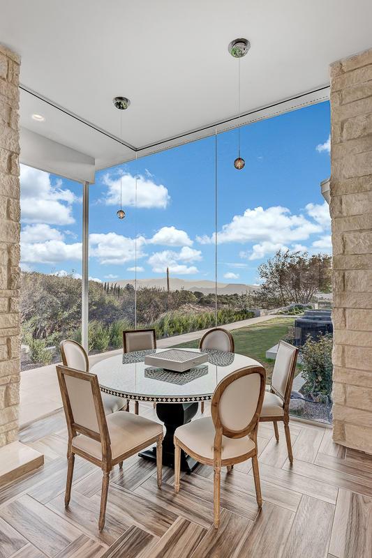 928 Singing Hills Dr, El Paso, TX 79912 - view of sunroom / solarium