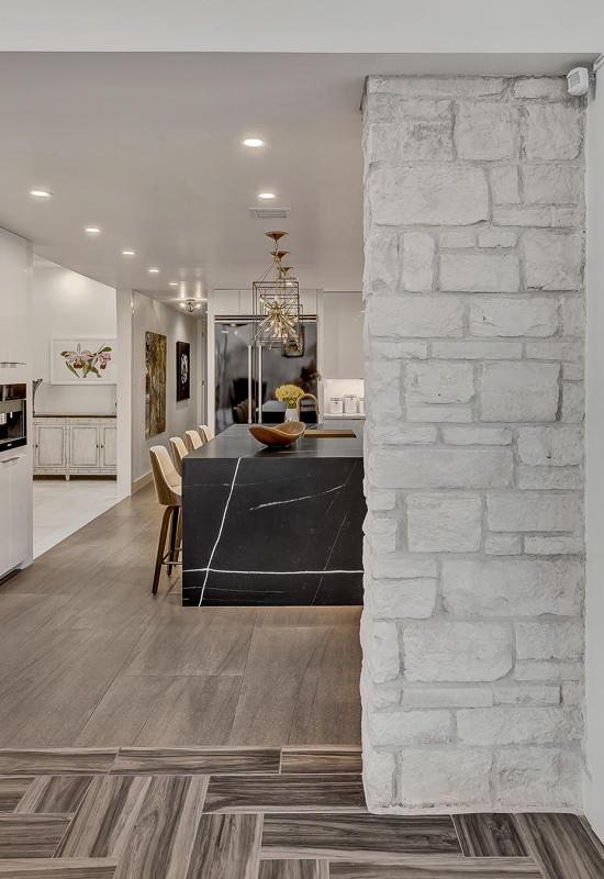 928 Singing Hills Dr, El Paso, TX 79912 - interior space with an inviting chandelier, high end fridge, and recessed lighting